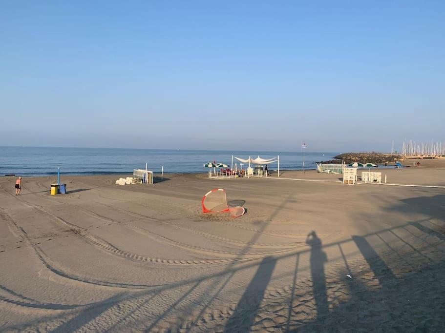 Bilocale A Due Passi Dal Porto E Dal Mare Lejlighed Lido di Ostia Eksteriør billede